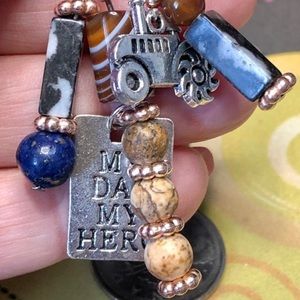 🦸‍♂️🚜My dad keychain -for him-for valentines?